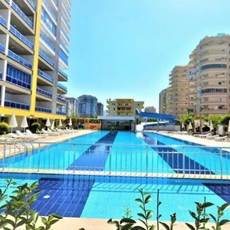 Goldsun Delux דירה *